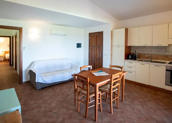 Дом отдыха Li Chessi Blu Familiare Con Piscina Коста-Парадисо