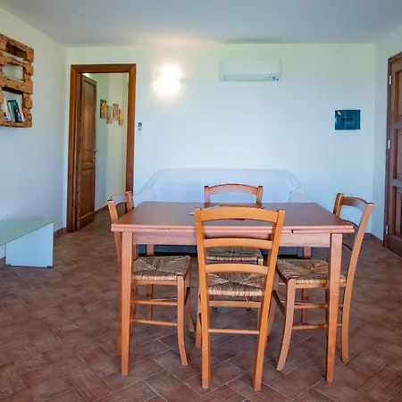 Li Chessi Blu Familiare Con Piscina Feriehus